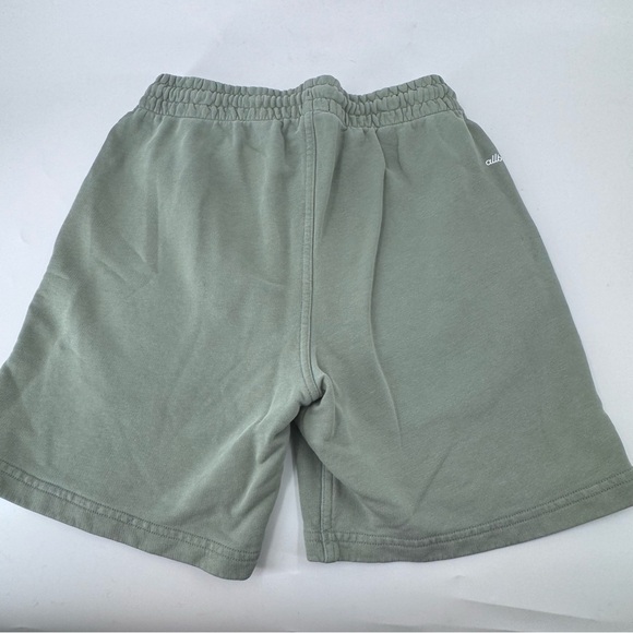 Allbirds Gray Athletic Shorts with Elastic Waistband - Picture 4 of 10